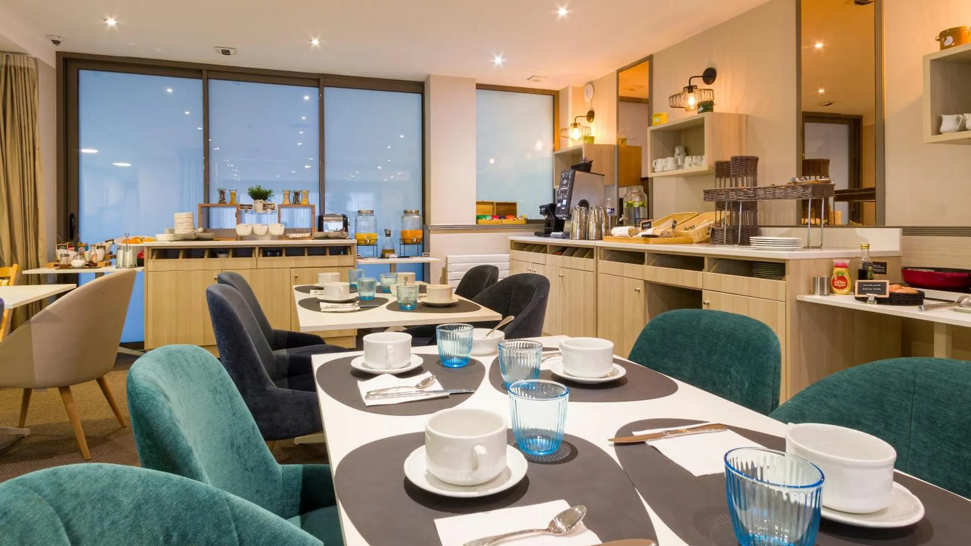***  Best Western Les Bains Hotel Et Spa Perros-Guirec França